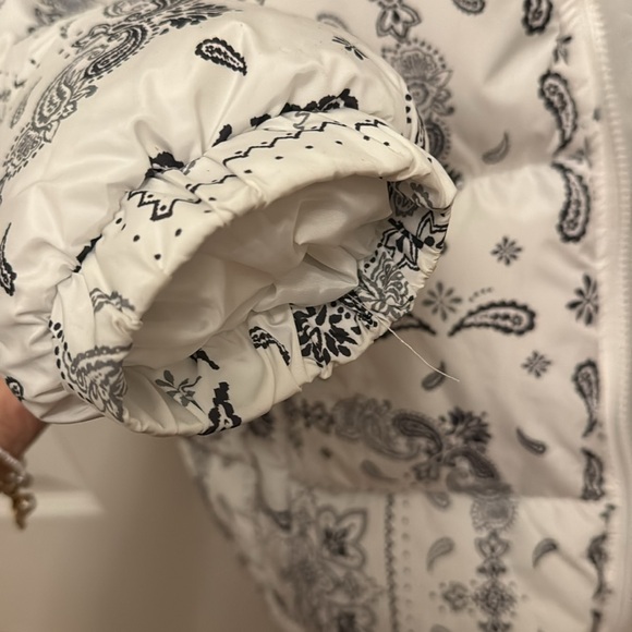 Puffer jacket - Picture 3 of 5